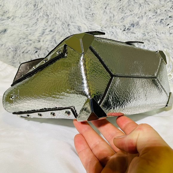 EUC - MICHAEL MK MANHATTAN MEDIUM CRACKLED METALLIC LEATHER SATCHEL (30T9MNCS6M) - Picture 7 of 11